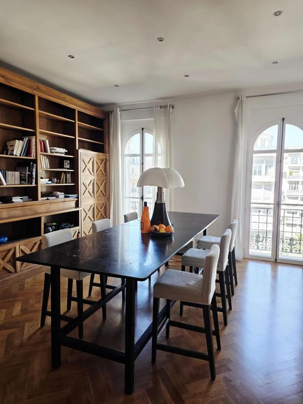 Appartement - 168 m² - 5 pièces