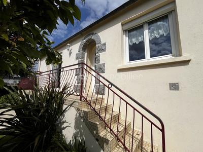 Maison traditionnelle - 85 m² - 6 pièces