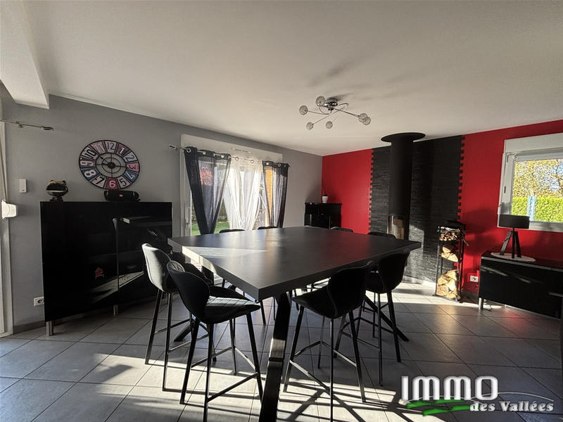 Maison - 145 m² - 6 pièces