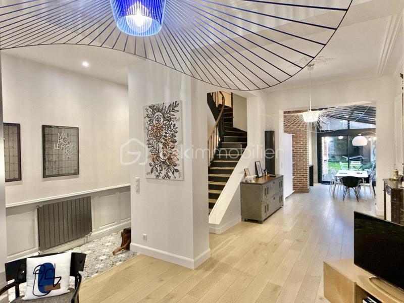 Maison bourgeoise - 170 m² - 6 pièces