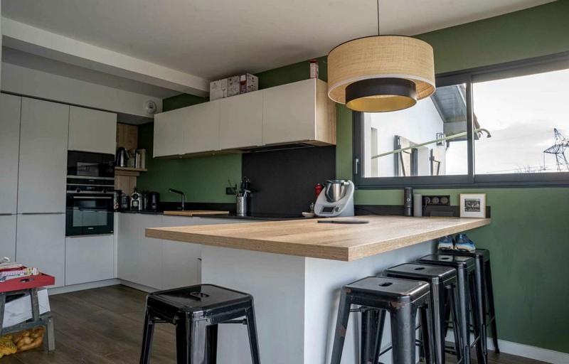 Viager - Maison contemporaine - 198 m² - 7 pièces