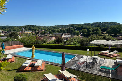 Maison chambre d'hôtes - 380 m² - 10 pièces