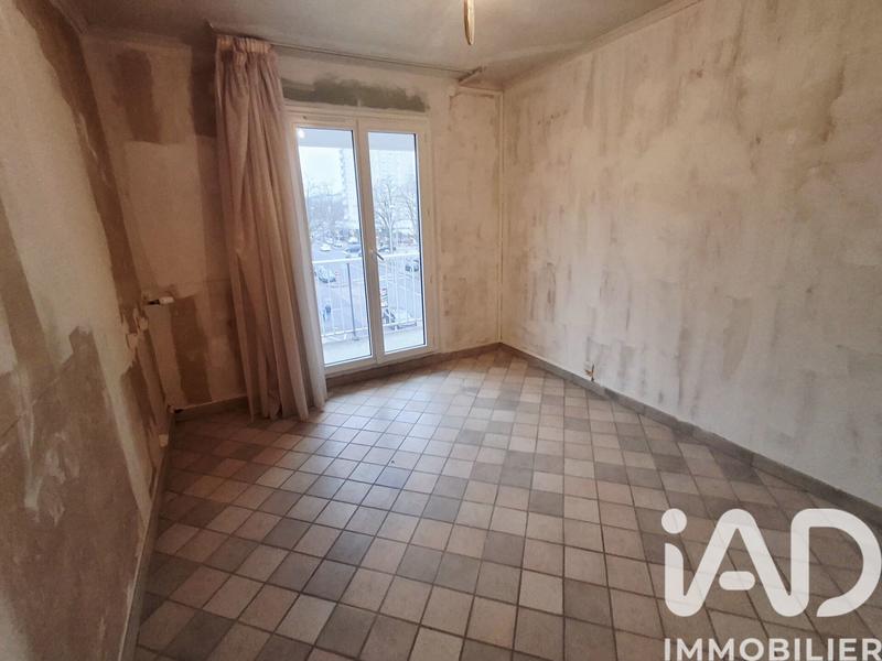 Appartement - 90 m² - 3 pièces