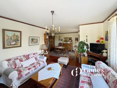 Maison - 166 m² - 6 pièces