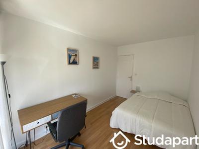 Chambre - 12 m² - 1 pièce