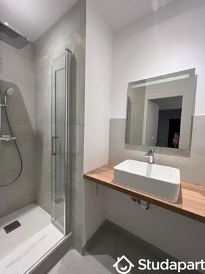 Chambre - 12 m² - 1 pièce