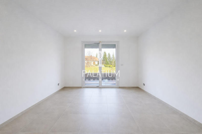 Maison - 99 m² - 4 pièces