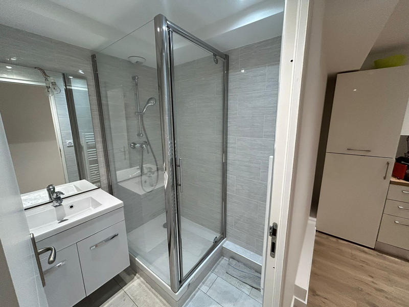 Local commercial - 73 m² - 2 pièces