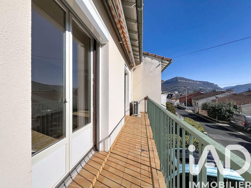 Maison - 135 m² - 8 pièces