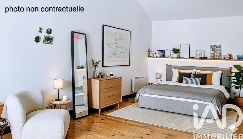 Maison - 288 m² - 8 pièces