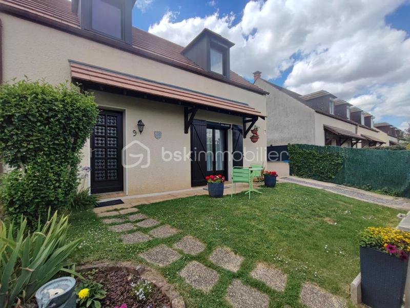 Maison - 140 m² - 5 pièces