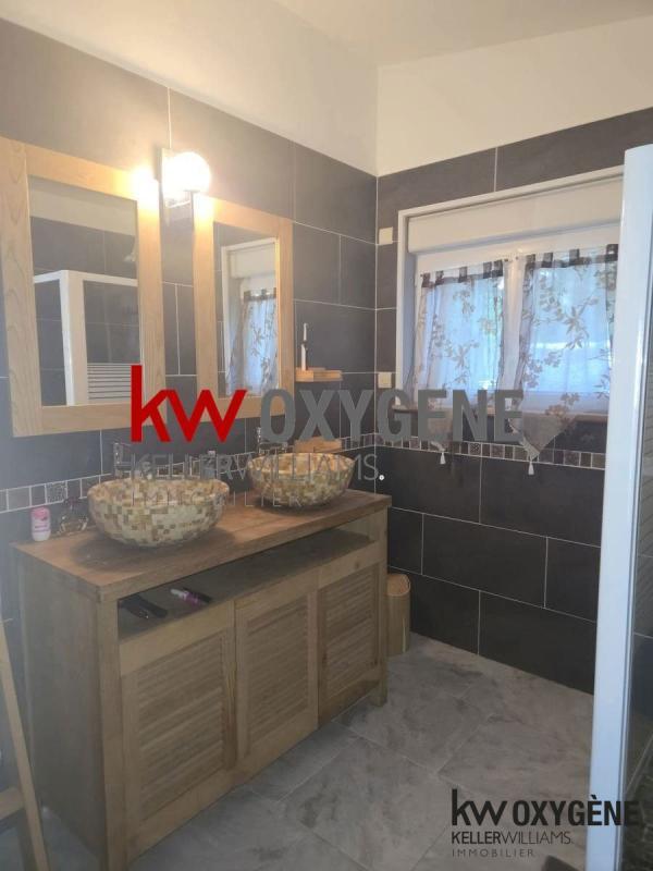 Maison - 215 m² - 9 pièces