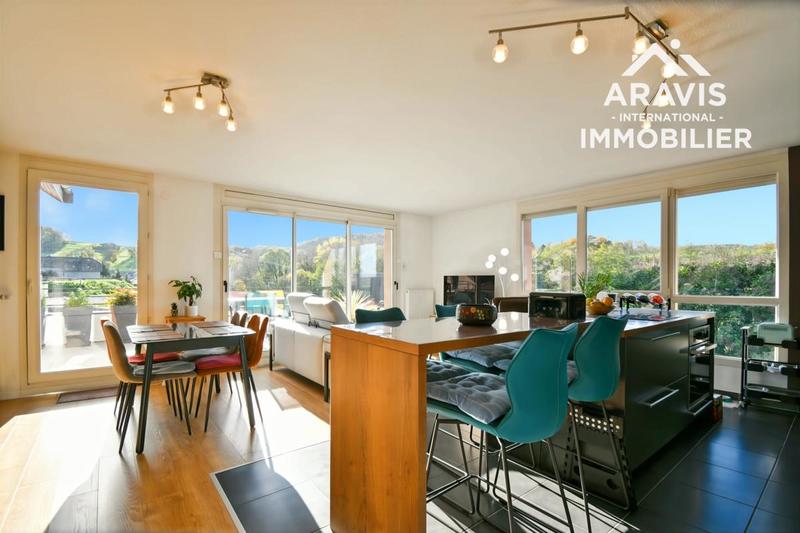 Duplex - 98 m² - 4 pièces