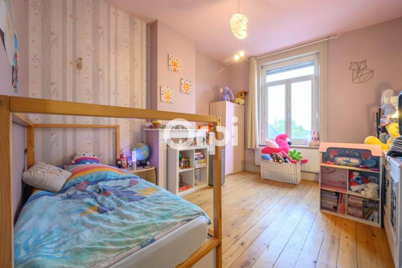 Maison - 195 m² - 7 pièces