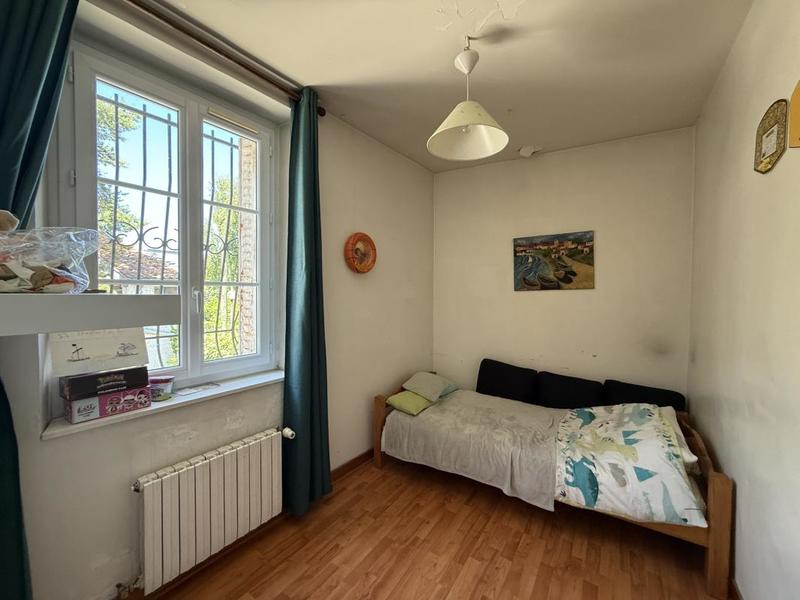 Maison - 250 m² - 10 pièces