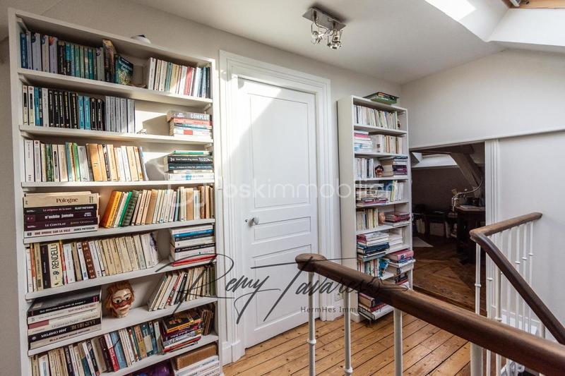 Demeure - 170 m² - 7 pièces