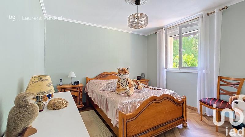 Maison - 92 m² - 5 pièces