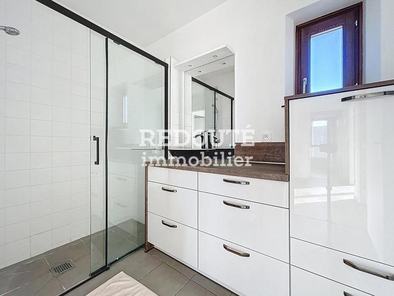 Appartement - 74 m² - 4 pièces