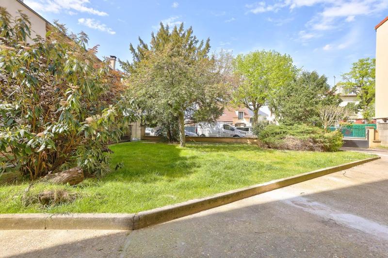 Appartement - 92 m² - 4 pièces