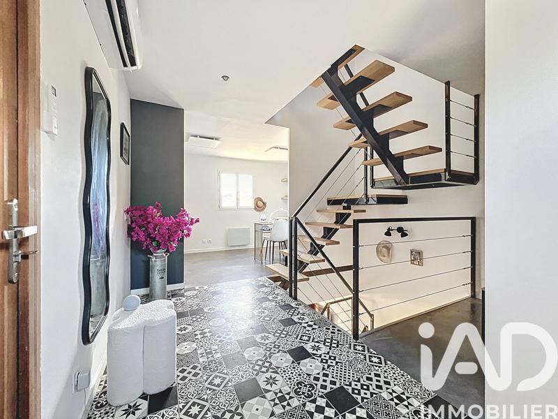 Maison - 110 m² - 5 pièces