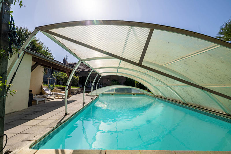 Maison - 265 m² - 7 pièces