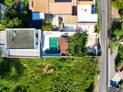 Maison - 265 m² - 7 pièces