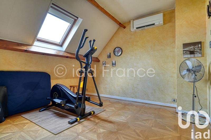 Maison - 152 m² - 7 pièces