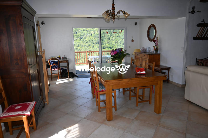 Maison - 131 m² - 9 pièces