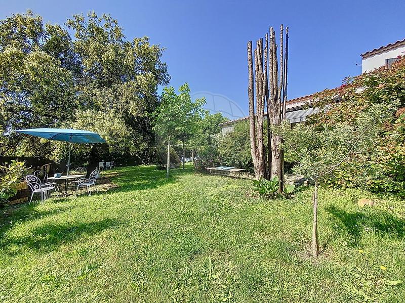 Maison - 157 m² - 6 pièces