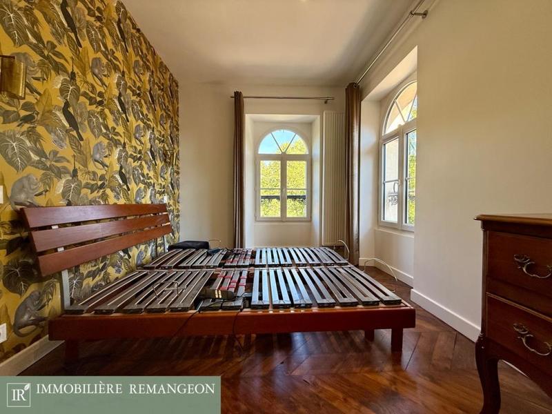 Maison de maîtres - 290 m² - 12 pièces