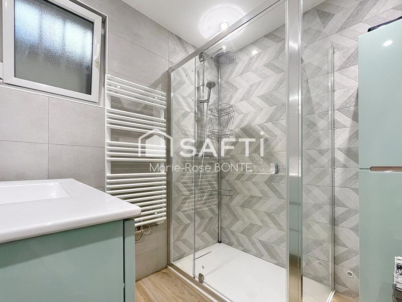 Maison - 75 m² - 5 pièces