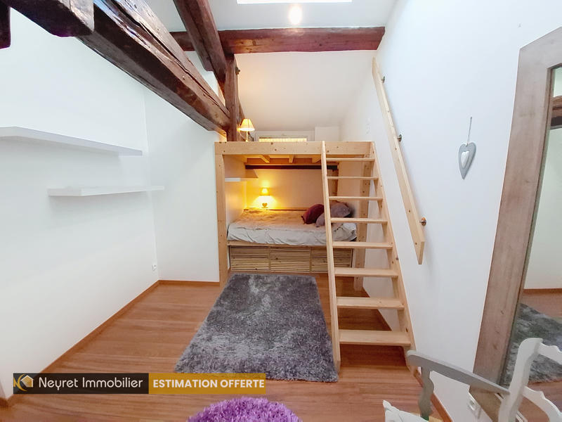 Maison - 104 m² - 4 pièces
