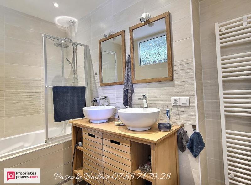 Maison - 141 m² - 5 pièces