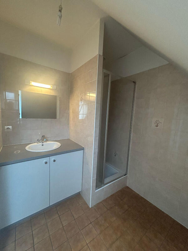 Local commercial - 105 m²