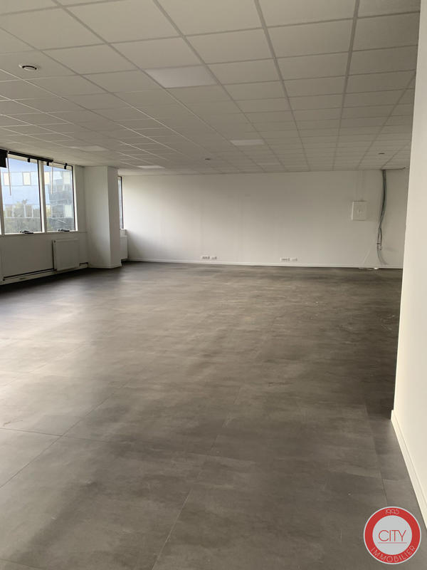 Local commercial - 119 m²