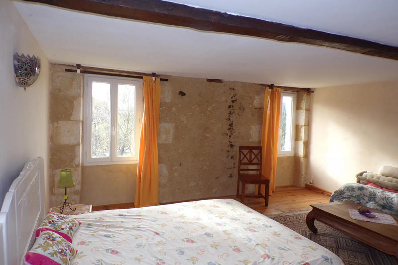 Maison - 283 m² - 9 pièces