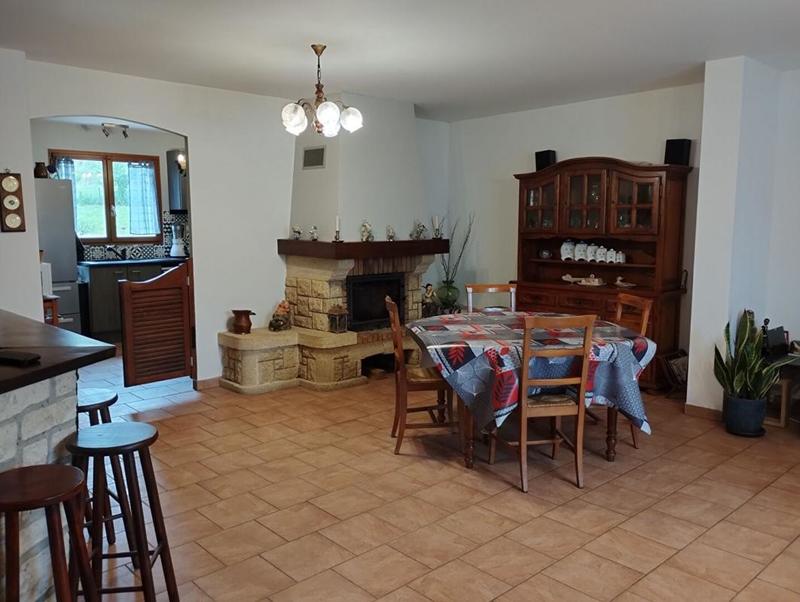 Maison - 147 m² - 7 pièces