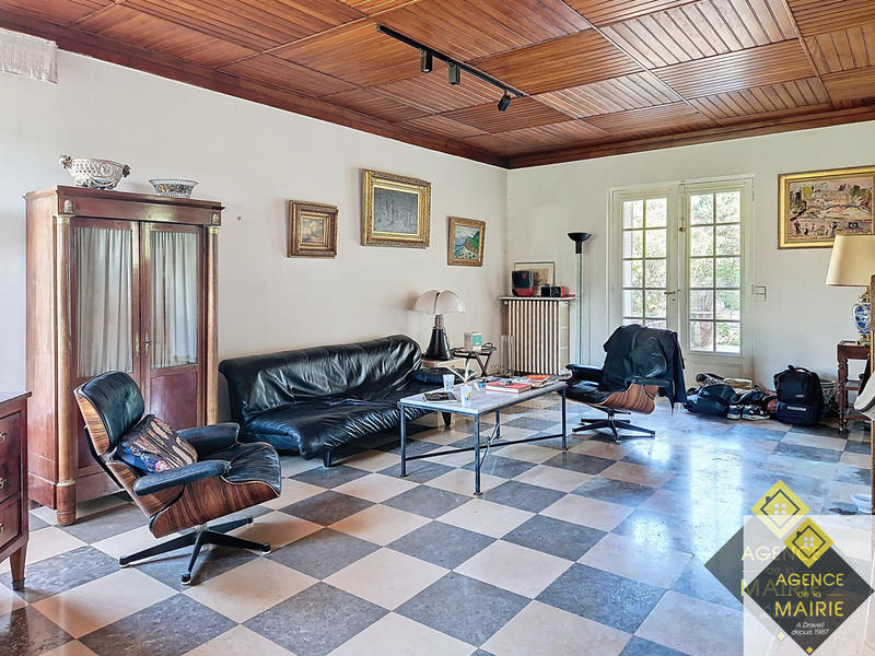 Maison - 142 m² - 6 pièces