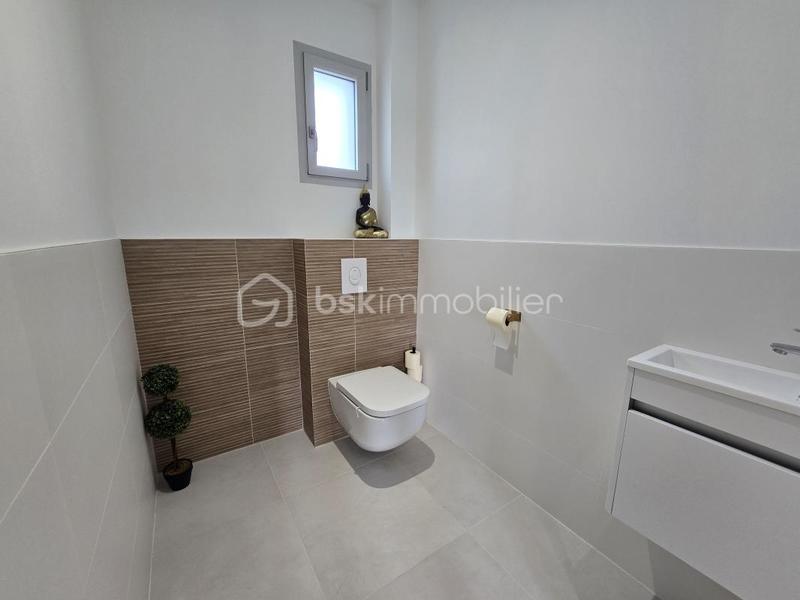 Pavillon - 112 m² - 4 pièces