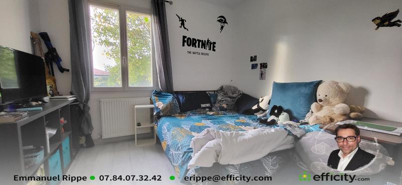 Pavillon - 93 m² - 5 pièces