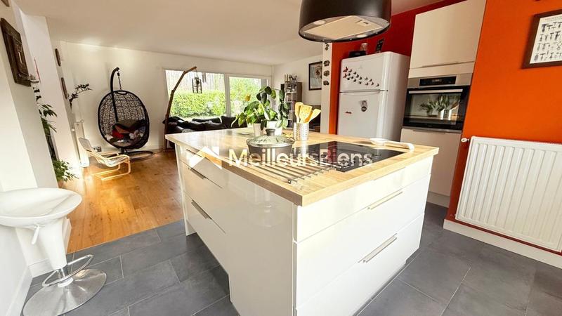 Maison - 165 m² - 7 pièces