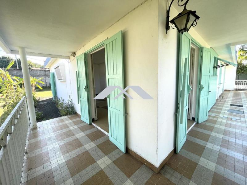 Maison - 93 m² - 6 pièces