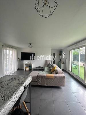 Appartement - 80 m² - 4 pièces