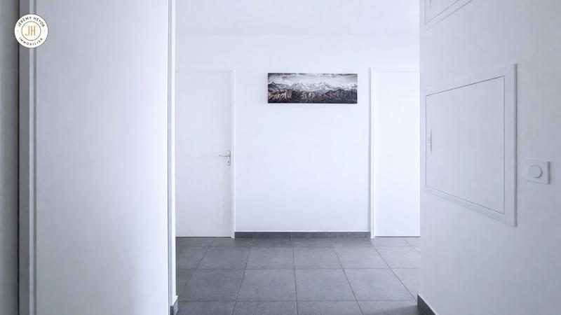 Appartement - 82 m² - 4 pièces