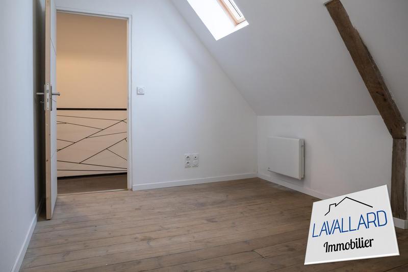 Maison traditionnelle - 95 m² - 5 pièces