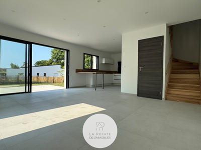 Maison - 113 m² - 6 pièces