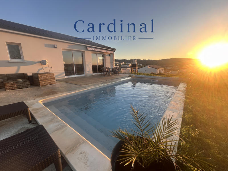 Maison - 95 m² - 4 pièces