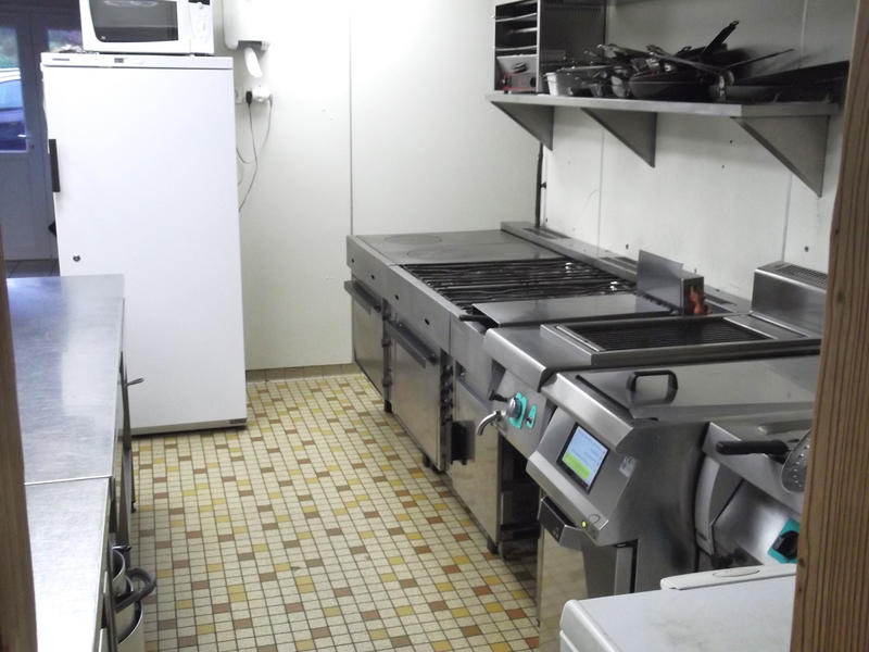 Fonds de commerce - Magasins - 292 m²