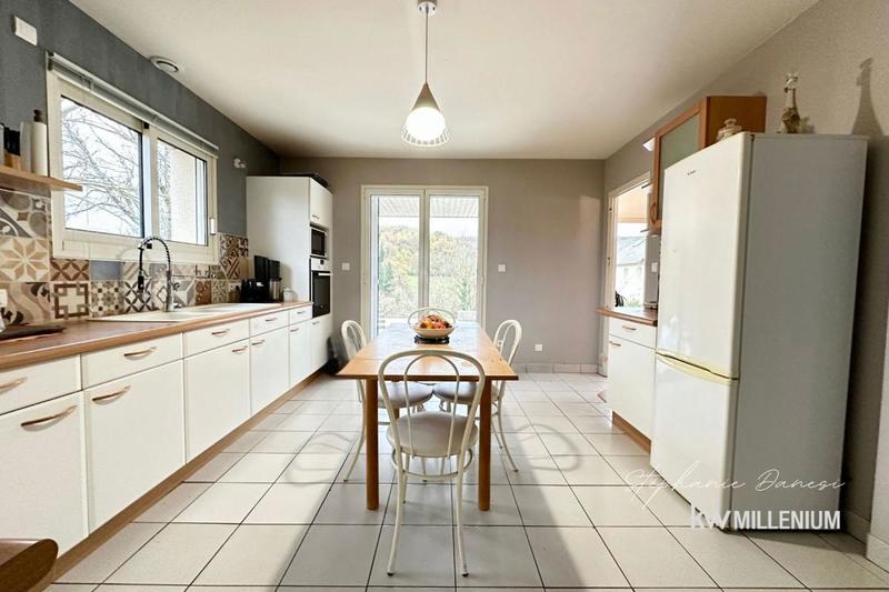 Maison - 176 m² - 5 pièces