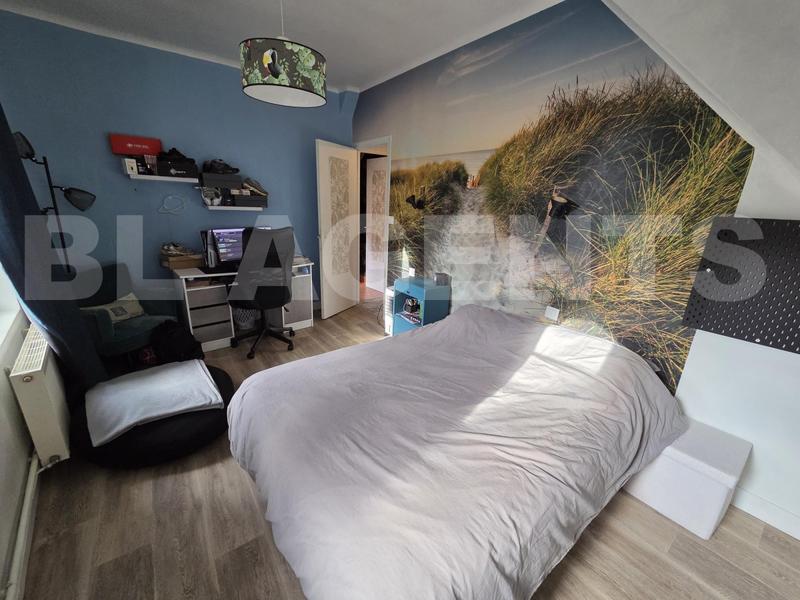 Maison - 804 m² - 28 pièces